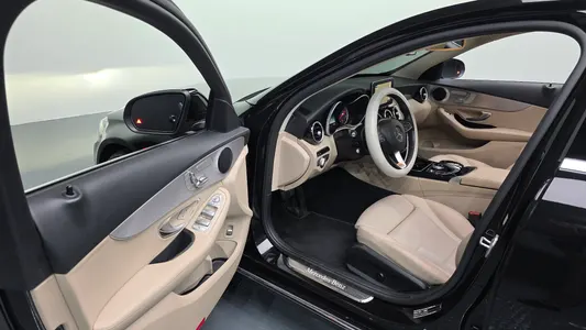 Mercedes-Benz C-Class W205 C220 d 2016 10