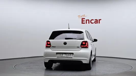 Volkswagen 폴로 1.6 TDI R-Line 2013 4