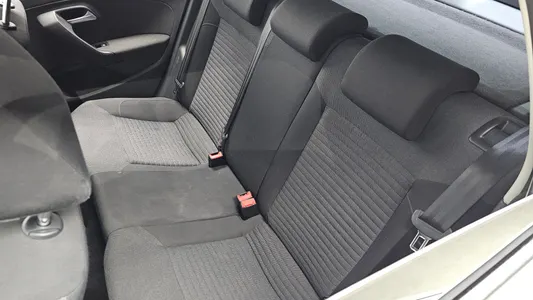 Volkswagen 폴로 1.6 TDI R-Line 2013 18