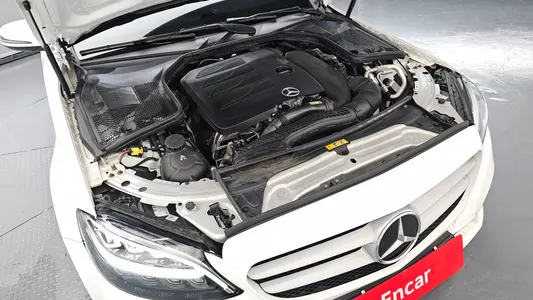 Mercedes-Benz C-Class W205 C200 2020 6