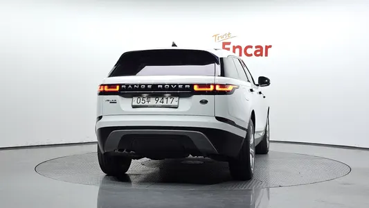 Land Rover 레인지로버 벨라 2.0 D240 SE 2018 4