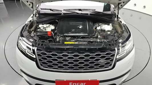 Land Rover 레인지로버 벨라 2.0 D240 SE 2018 6