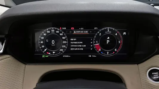 Land Rover 레인지로버 벨라 2.0 D240 SE 2018 8