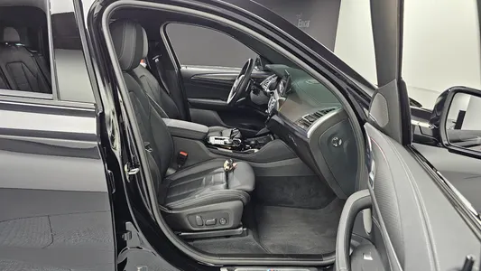 BMW X4 (G02) xDrive20i M 2025 26