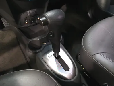 Chevrolet Spark LT 2013 17