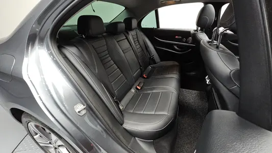 Mercedes-Benz E-Class W213 E300 4MATIC 2017 11