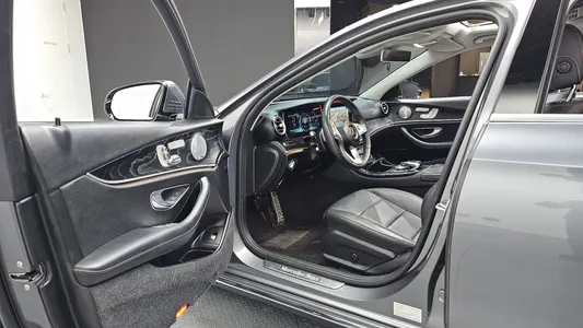 Mercedes-Benz E-Class W213 E300 4MATIC 2017 10
