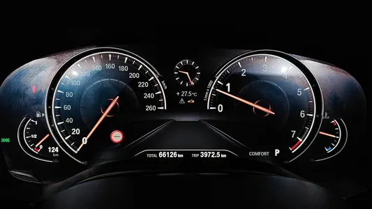 BMW 5 Series (G30) 520i 2018 7