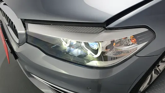 BMW 5 Series (G30) 520i 2018 22