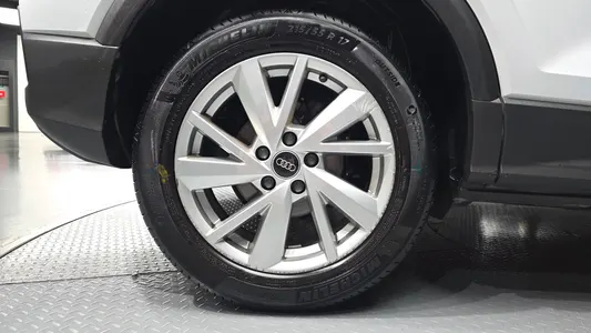 Audi Q2 35 TDI 2023 5