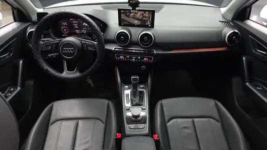 Audi Q2 35 TDI 2023 7