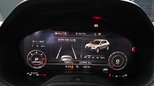 Audi Q2 35 TDI 2023 8
