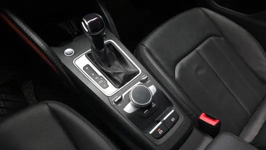 Audi Q2 35 TDI 2023 9