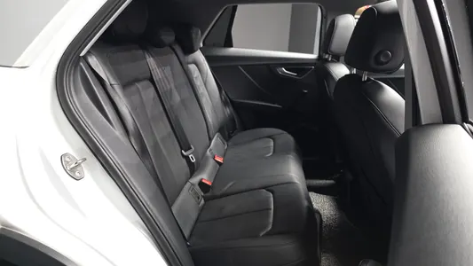 Audi Q2 35 TDI 2023 12