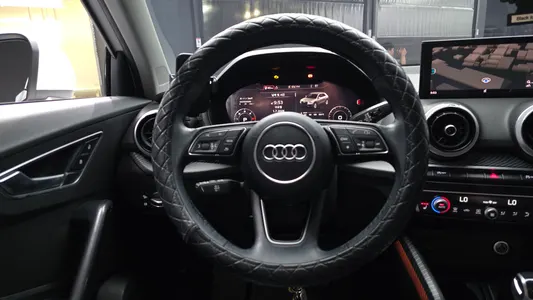 Audi Q2 35 TDI 2023 13