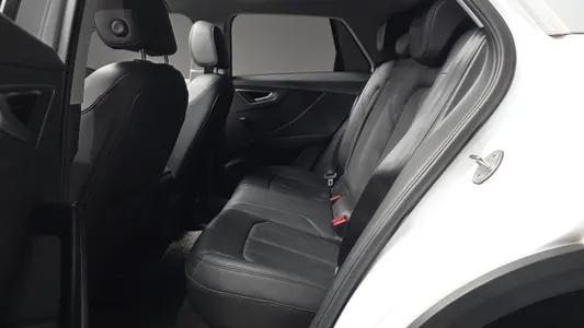 Audi Q2 35 TDI 2023 26