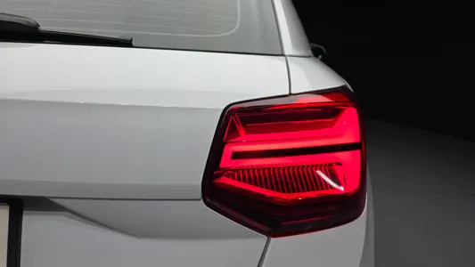 Audi Q2 35 TDI 2023 23