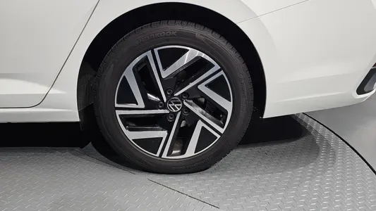 Volkswagen 7 1.5 TSI 2022 21