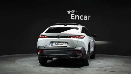 Peugeot 408 1.2 Pure Tech GT 2024 4