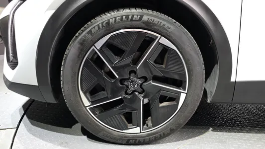 Peugeot 408 1.2 Pure Tech GT 2024 5