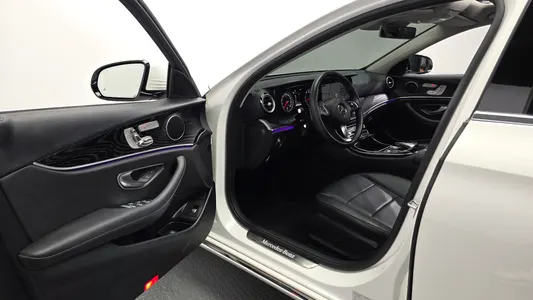 Mercedes-Benz E-Class W213 E200 2018 10