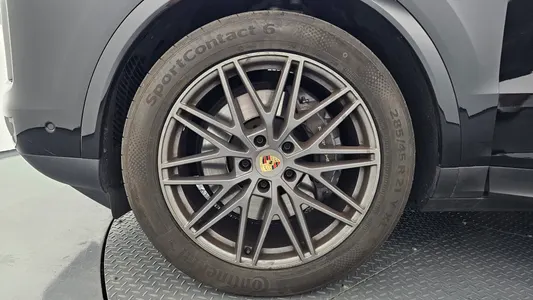Porsche (PO536) 3.0 E- 2024 5