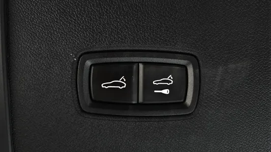 Porsche (PO536) 3.0 E- 2024 20