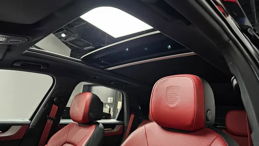 Porsche (PO536) 3.0 E- 2024 18