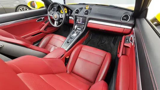 Porsche 718 2.5 GTS 2019 7