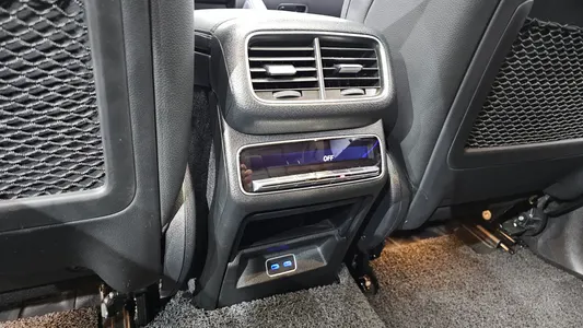 Mercedes-Benz GLE-Class W167 GLE300d 4MATIC 2024 17