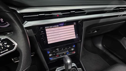 Volkswagen 아테온 2.0 TDI 2022 14