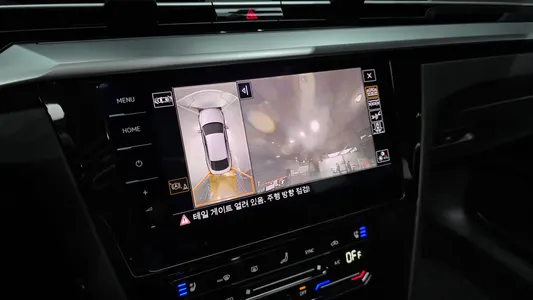 Volkswagen 아테온 2.0 TDI 2022 16