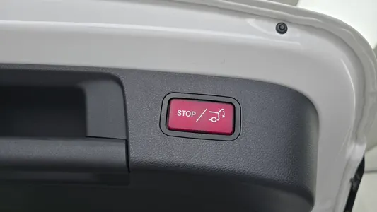 Mercedes-Benz GLA-Class X156 GLA220 2018 16