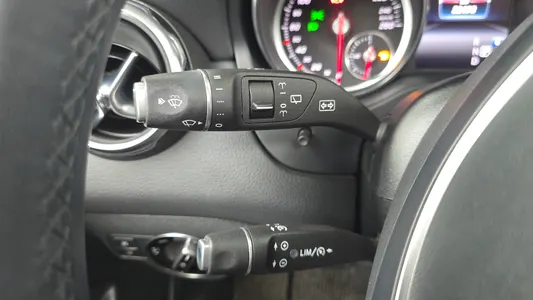 Mercedes-Benz GLA-Class X156 GLA220 2018 27