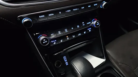 Hyundai IG 2.2 2017 31