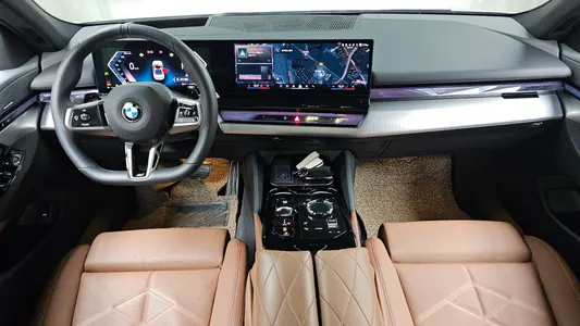 BMW 5 Series (G60) 530i xDrive M 2025 7