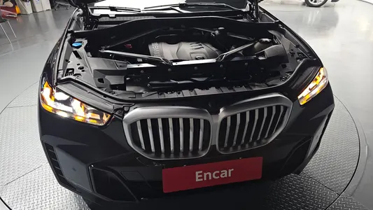 BMW X5 (G05) xDrive 40i M 2026 6