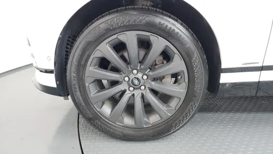 Land Rover 레인지로버 벨라 3.0 P380 R- SE 2018 5