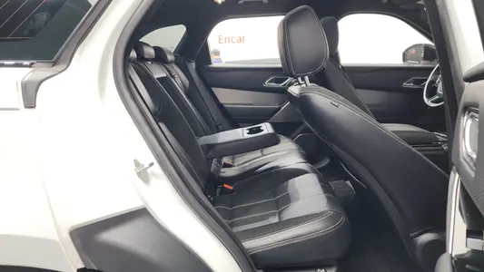 Land Rover 레인지로버 벨라 3.0 P380 R- SE 2018 11