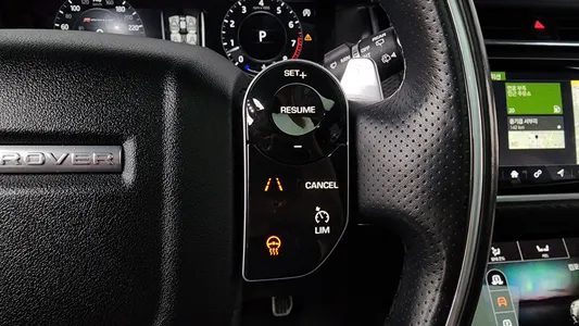 Land Rover 레인지로버 벨라 3.0 P380 R- SE 2018 18