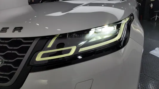 Land Rover 레인지로버 벨라 3.0 P380 R- SE 2018 22