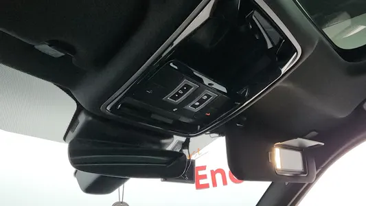 Land Rover 레인지로버 벨라 3.0 P380 R- SE 2018 29