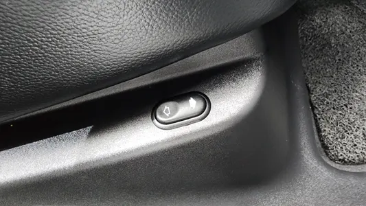 Land Rover 레인지로버 벨라 3.0 P380 R- SE 2018 37