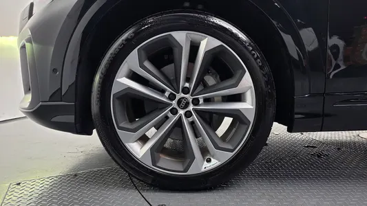 Audi Q8 (4M) 55 TFSI 2026 4