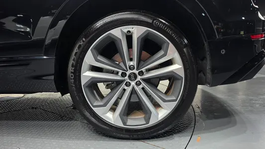 Audi Q8 (4M) 55 TFSI 2026 21