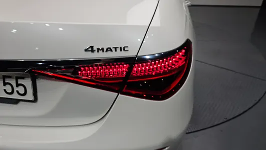Mercedes-Benz S-Class W223 S500L 4MATIC 2021 23