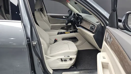 Volkswagen 아틀라스 2.0 TSI R-LINE 7 2025 26