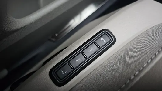 Volkswagen 아틀라스 2.0 TSI R-LINE 7 2025 28