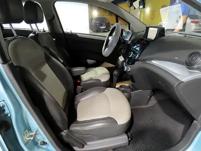 Chevrolet Spark LT 2012 8