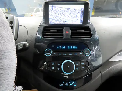 Chevrolet Spark LT 2012 12